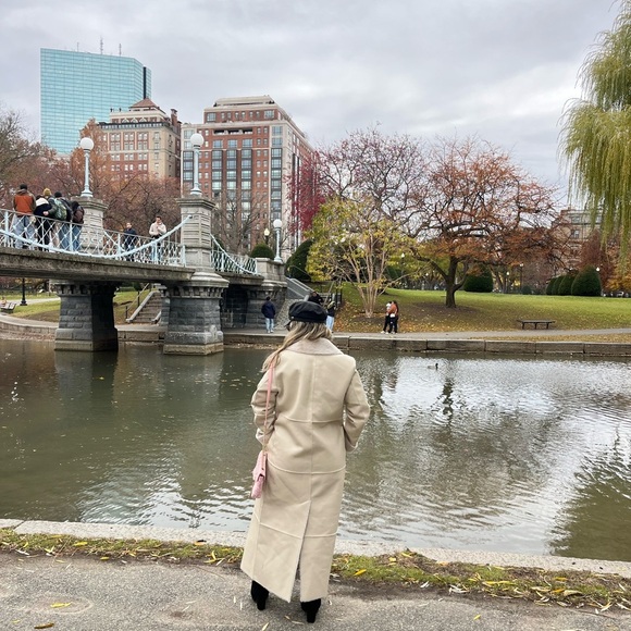 NWT HOUSE of HARLOW FAUX FUR coat SIZE L
🚨 FINAL PRICE NO OFFER ACCEPT - Picture 8 of 15